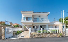Costa Vasia Seaside Suites And Apartments